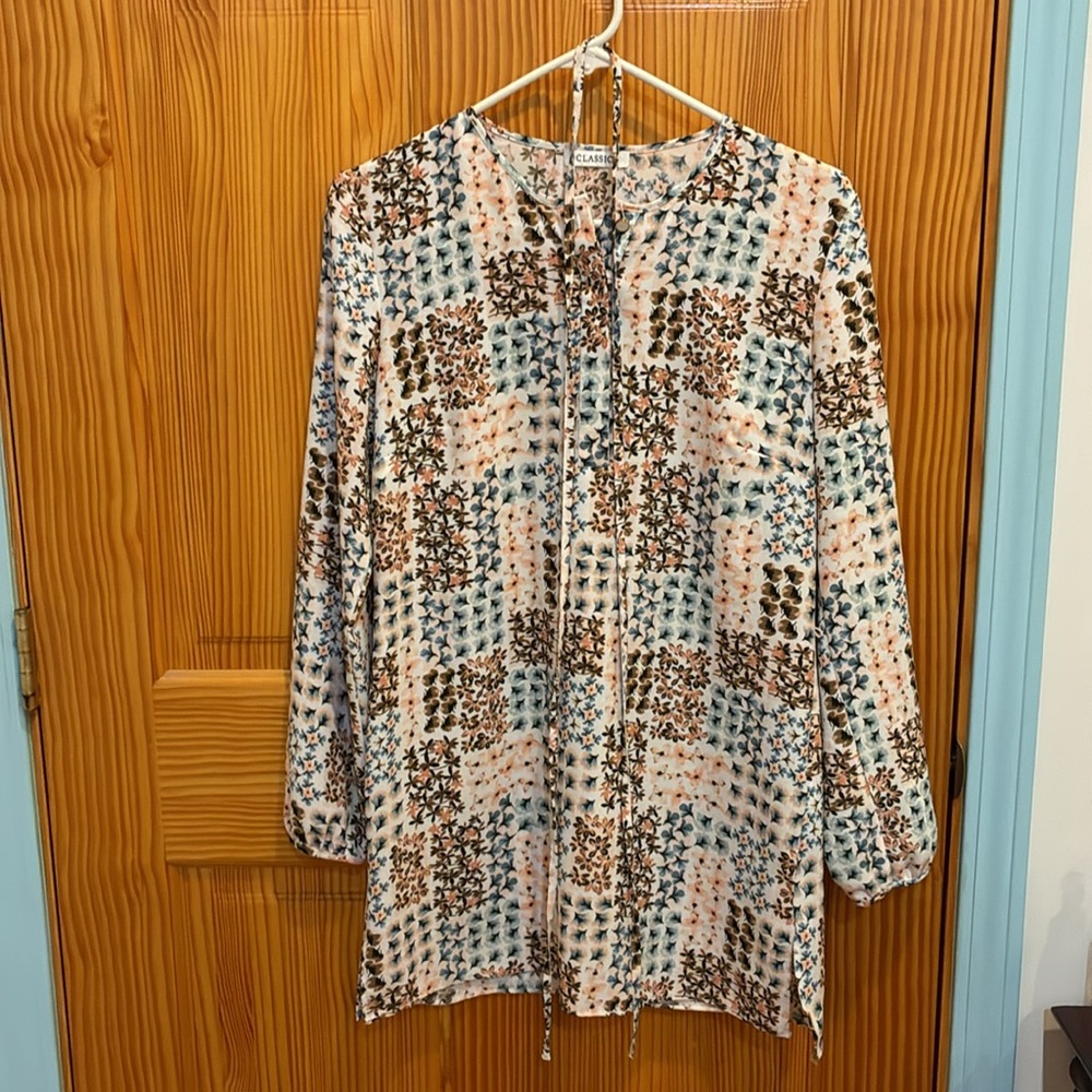 Floral Blouse with Button Detail